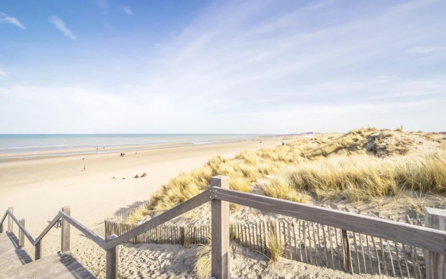 Apartment in Nieuwpoort With sea View
