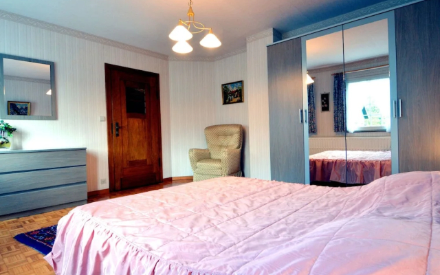 Cosy House With Beautiful Terrace Very Large and Nicely Laid-out Garden and Wifi - фото 4