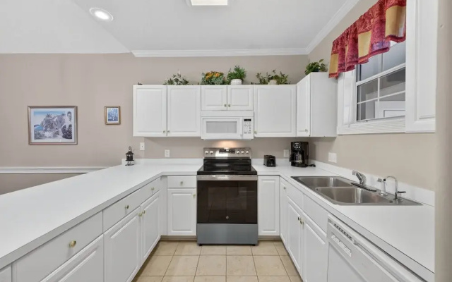 Magnolia Place 4765-303