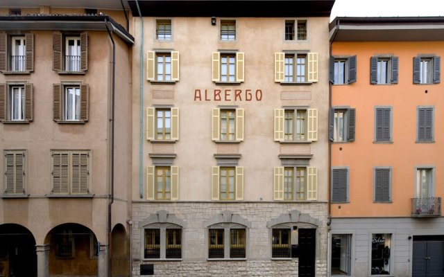 Petronilla - Hotel in Bergamo