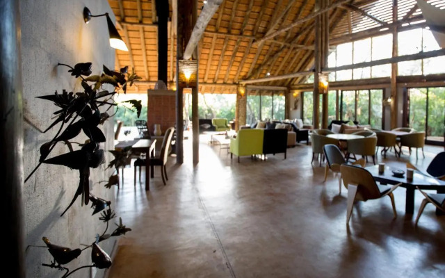 Royal Thonga Safari Lodge