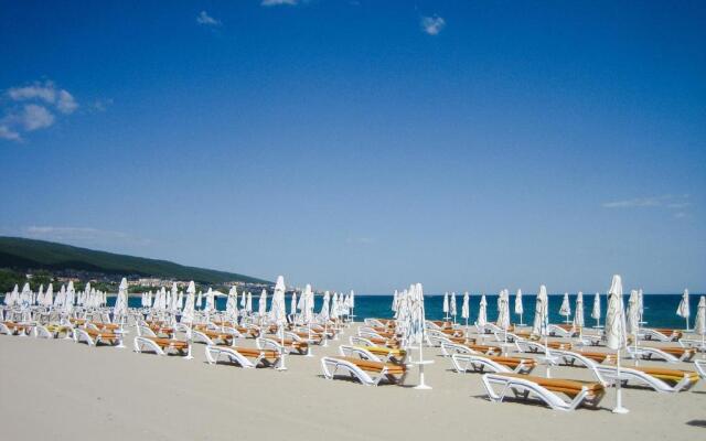 Charming 1 Bedroom Apartment