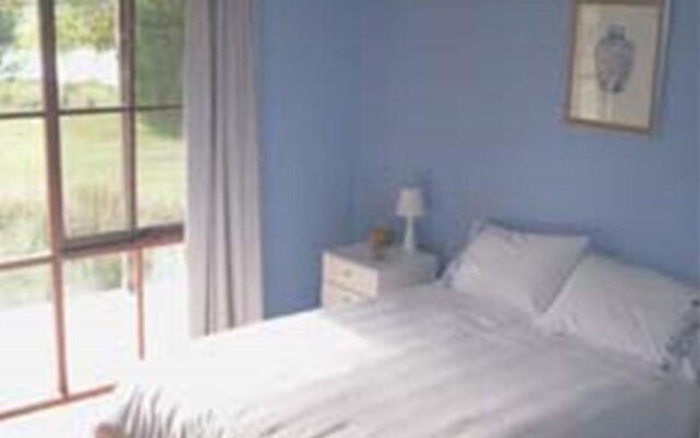 Wind Song Bed and Breakfast – Guest Rooms – Little Swanport