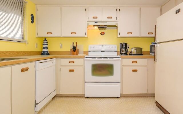 SC255 Sea Woods by RedAwning