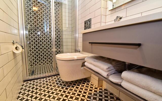 The Row Taksim Hotel