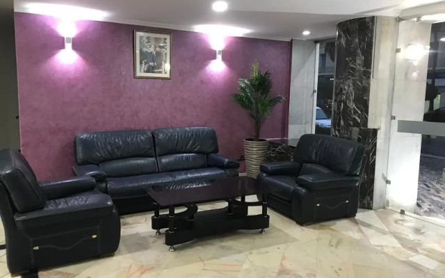 Raiss Hotel