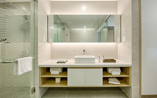 Zen Diamond Suites Hotel