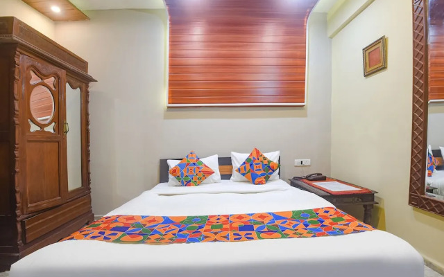OYO 85326 Corinthia Boutique Rooms