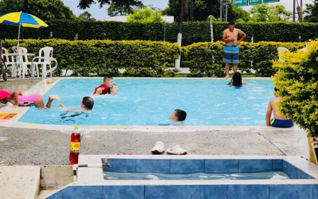 Finca Hotel El Meson