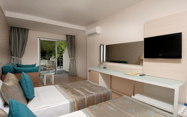 Grand Okan Hotel