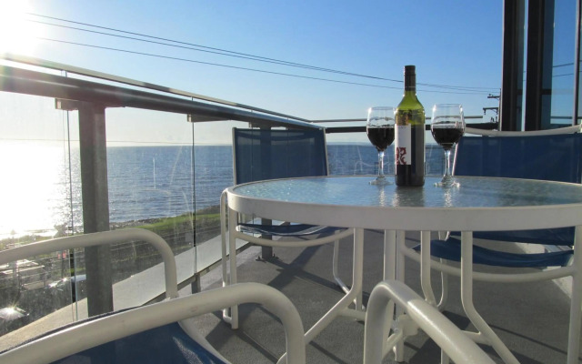 Ocean Promenade Hotel
