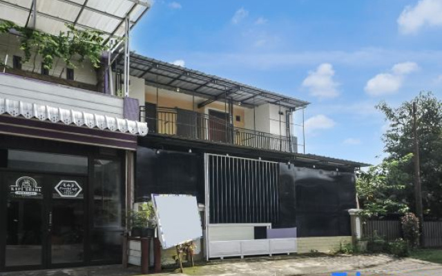 OYO 95035 Harmony Guest House Syariah