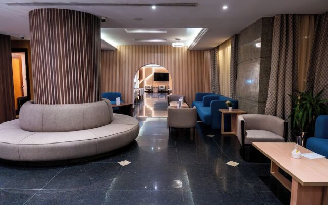 Mercure Jeddah Al Hamra Salsabil Hotel