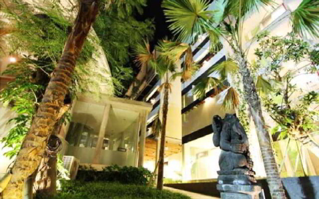 Grandmas Plus Hotel Seminyak