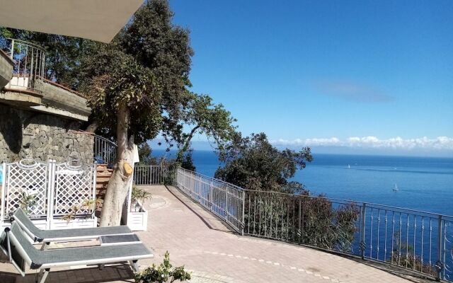 L'Incanto Restaurant & Suites