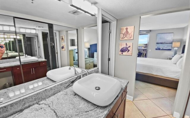 Mainsail Condominiums