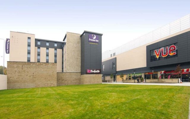 Premier Inn Halifax Town Centre