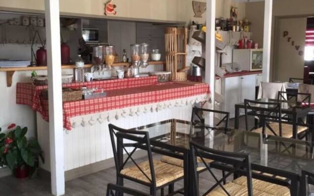 Kyriad Direct Saintes