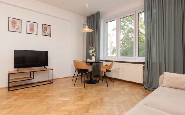 Comfy Studio Grójecka Warsaw by Renters