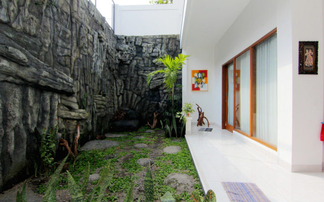 Silas Garden