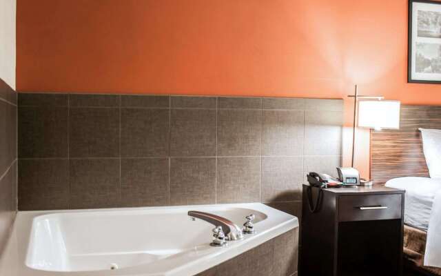 Sleep Inn & Suites Fort Campbell