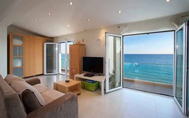 Infinity Beach House