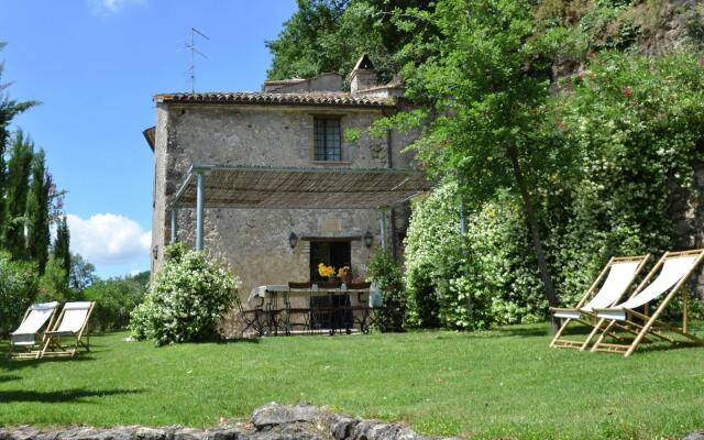 Spacious Villa in Sermugnano With Private Swimming Pool