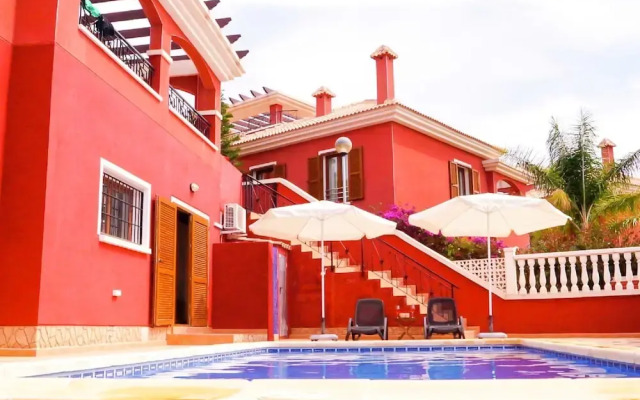 Charming Holiday Home in Benidorm With Private Pool
