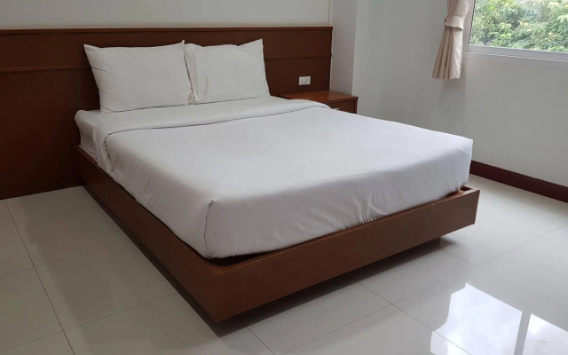 Chatchawan Apartment