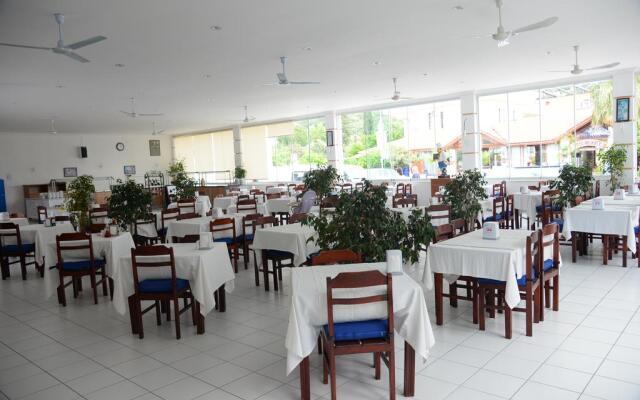 Karbel Beach Hotel