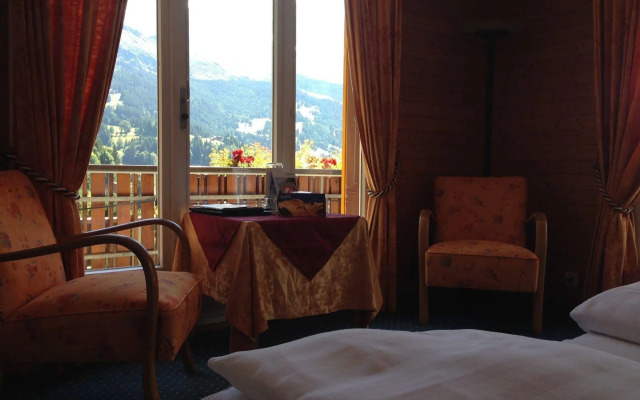 Hotel Bellevue - Traditional Swiss Hideaway