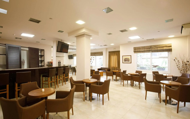 Athina Hotel
