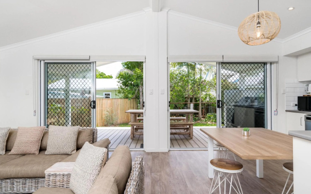 Harveys Beach House – Guest Rooms – Byron Bay