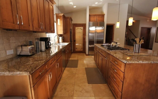 Hch0946 - Angora Retreat 4 Bedroom Home