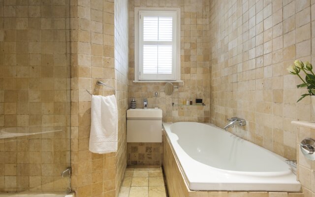 Beautiful Battersea Home by Clapham Junction