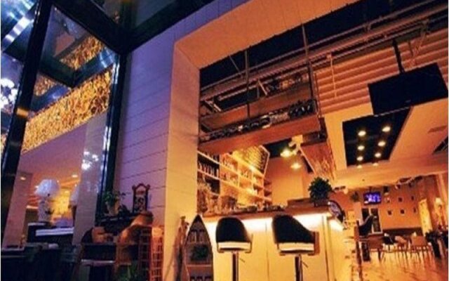 Starway Premier Qingdao International Convention Center