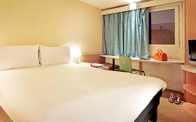 ibis Chambery