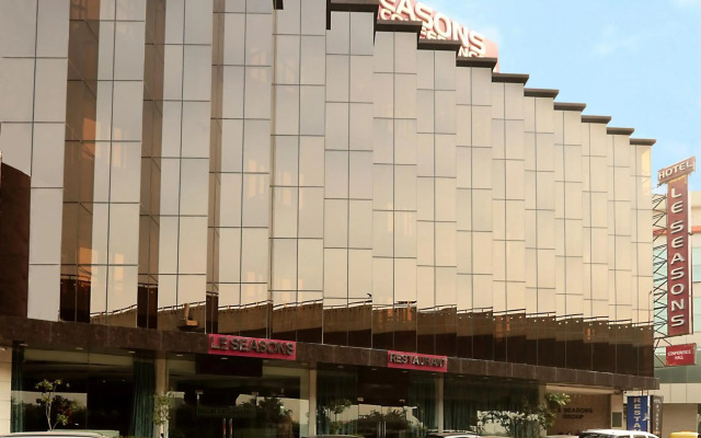 Hotel Le Seasons