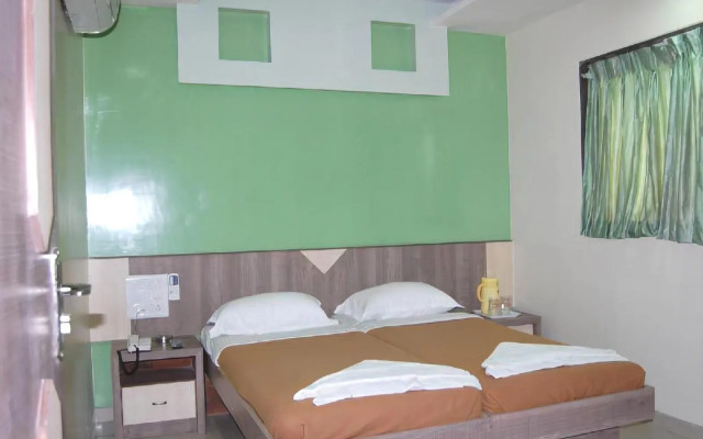 Hotel Galaxy Residency