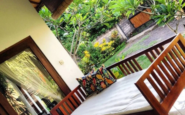 Kirana Homestay - Breeze Bungalow