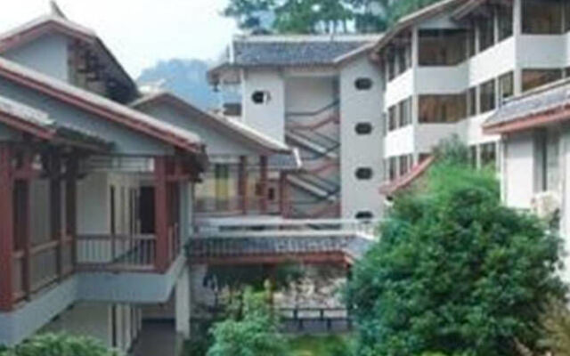 Hollyear Inn Zhangjiajie