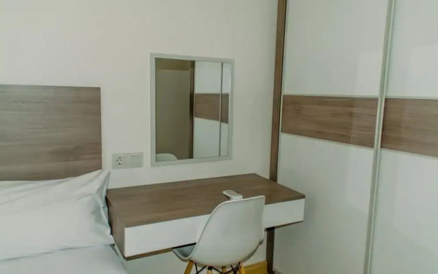 Elegant And Tidy 2Br At Sky House Bsd Apartment