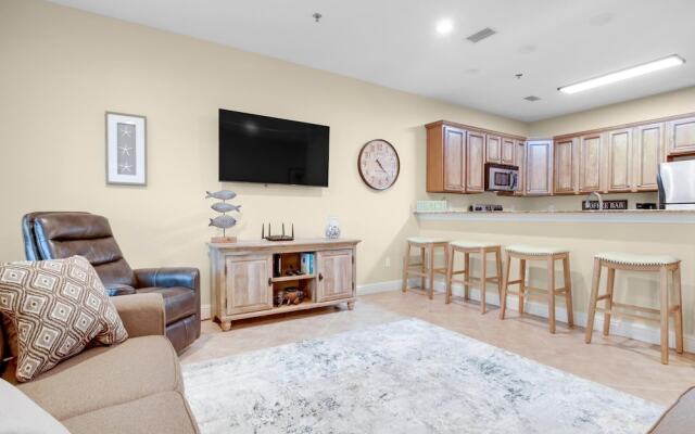 Laguna Breeze Unit C