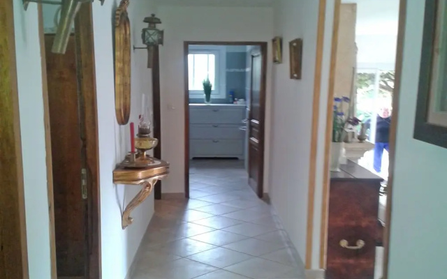 Attractive Holiday Home in Uchaux France With Private Pool