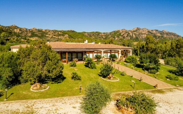 Hotel Biderrosa