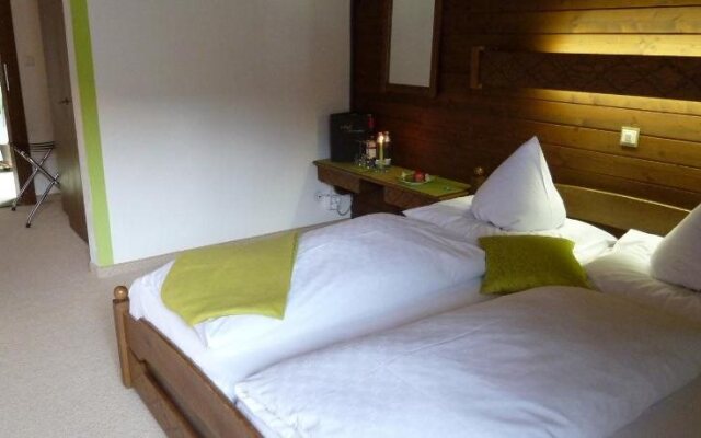 Hotel Pension „Schöne Aussicht“