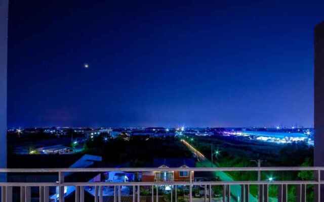 The Living Hotel SamutPrakan