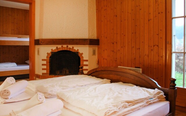 Chalet 4 pi ces 969 Gruy res