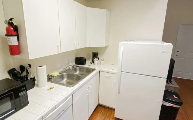 Marion Square Suites