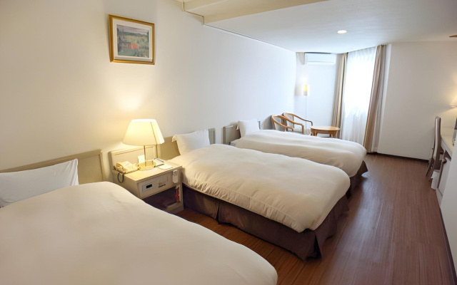 Hotel New Century